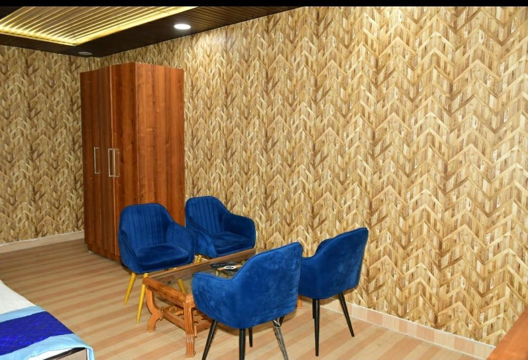 מוקטשוואר Hotel Pearl Residency מראה חיצוני תמונה